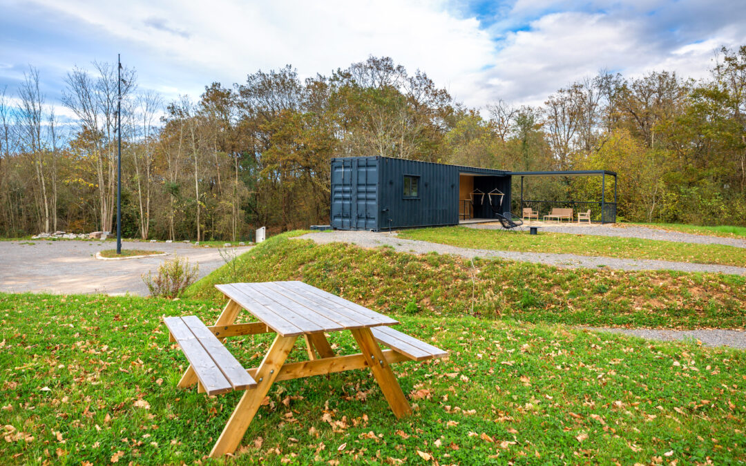 Can Shipping Containers Be Placed on Grass? Ontario Setup Guide