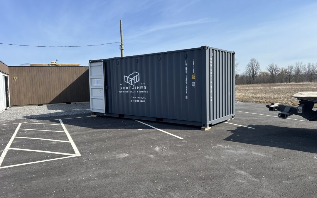 Tilt-N-Load vs. Crane Delivery: When Is Each Delivery Method Applicable?